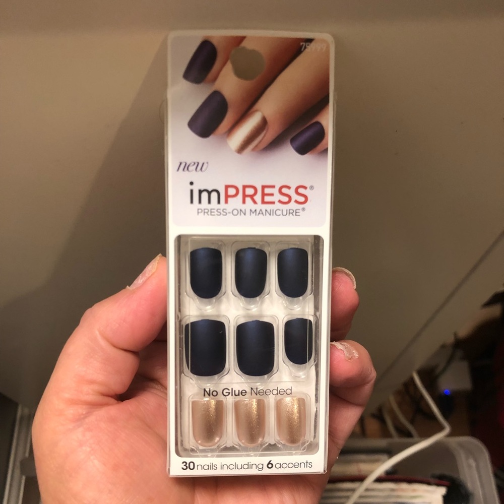 imPRESS NAILS - Picture 2 of 6